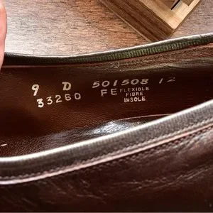 Vintage Florsheim Designer Collection Mahogany 9M FLORSHEIM DESIGNER COLLECTION CLASSIC BUSINESS SLIP-ON WING  main image 4